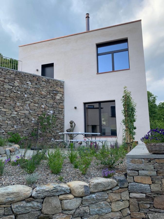 Апартаменты House Of Retreat Strada Vegia De Bren 9 Nr-01223 Breno Экстерьер фото